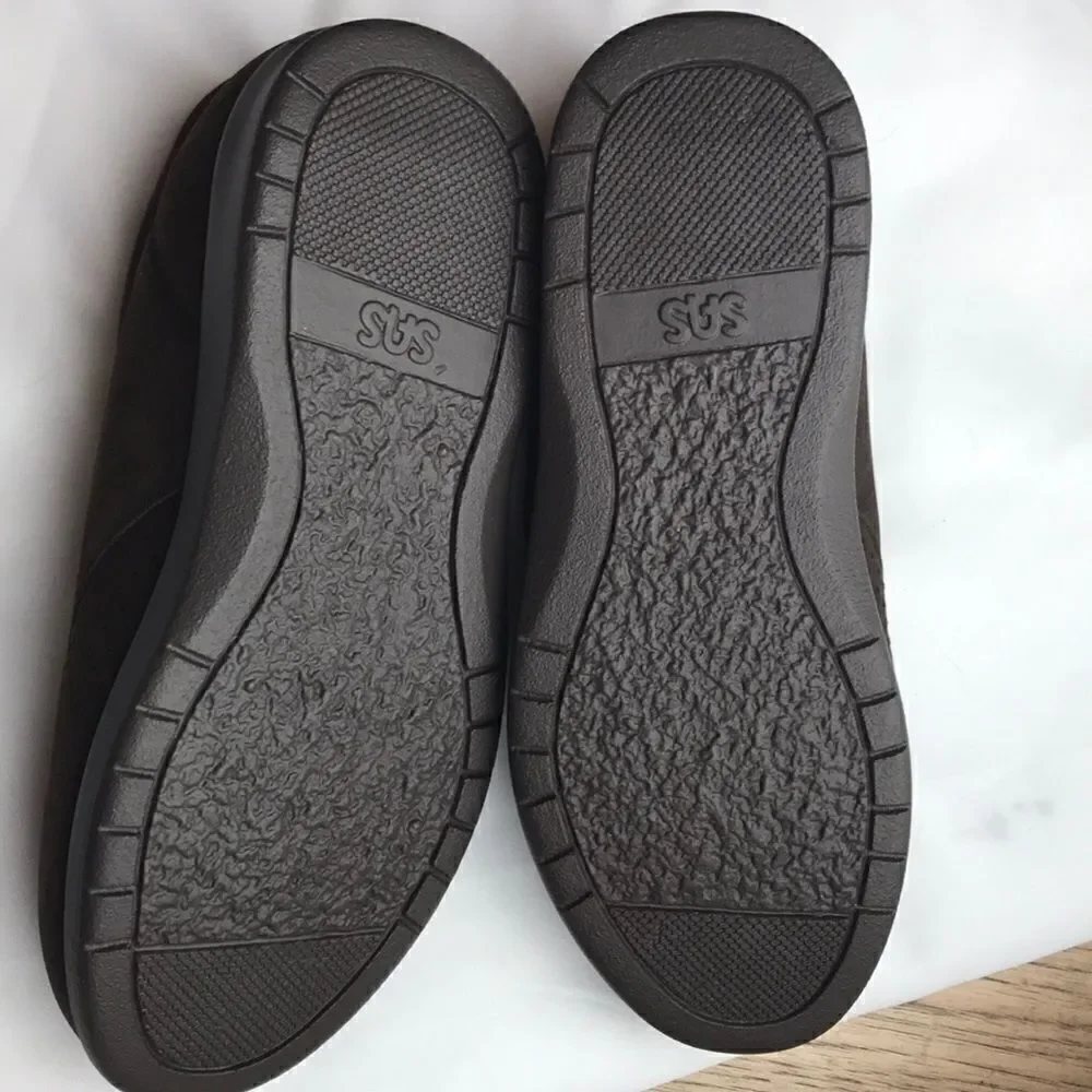 SAS COMFORT SHOES. SIZE IS 5 WIDE. NEW - Picture 4 of 8